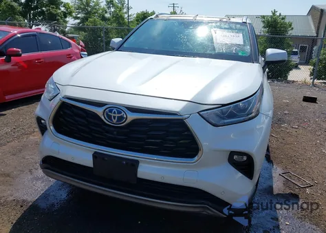 2022 Toyota Highlander Hybrid Platinum z USA, uszkodzony, nr VIN 5TDEBRCH8NS084806